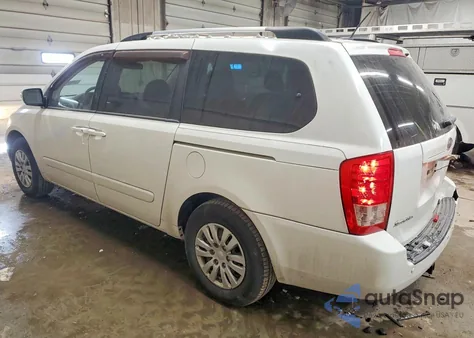 2012 Kia Sedona Lx z USA, uszkodzony, nr VIN KNDMG4C71C6453218